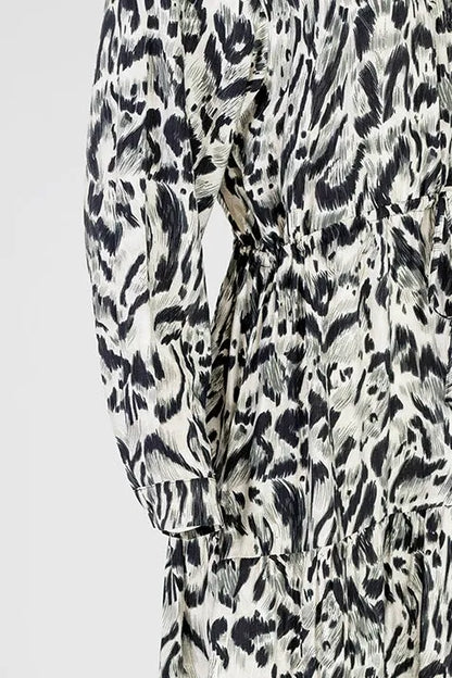 Дамска рокля с животински принт в черно и бяло - Black and white-рокли-6Sense