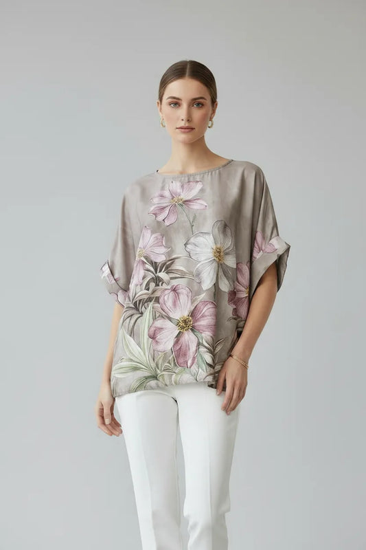 Дамска сатенена блуза с флорален принт в бежово – Floral Satin-блуза с къс ръкав-6Sense