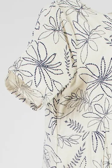 Дамска свободна рокля в бежово - Flora Flow – до 4XL-рокли-6Sense