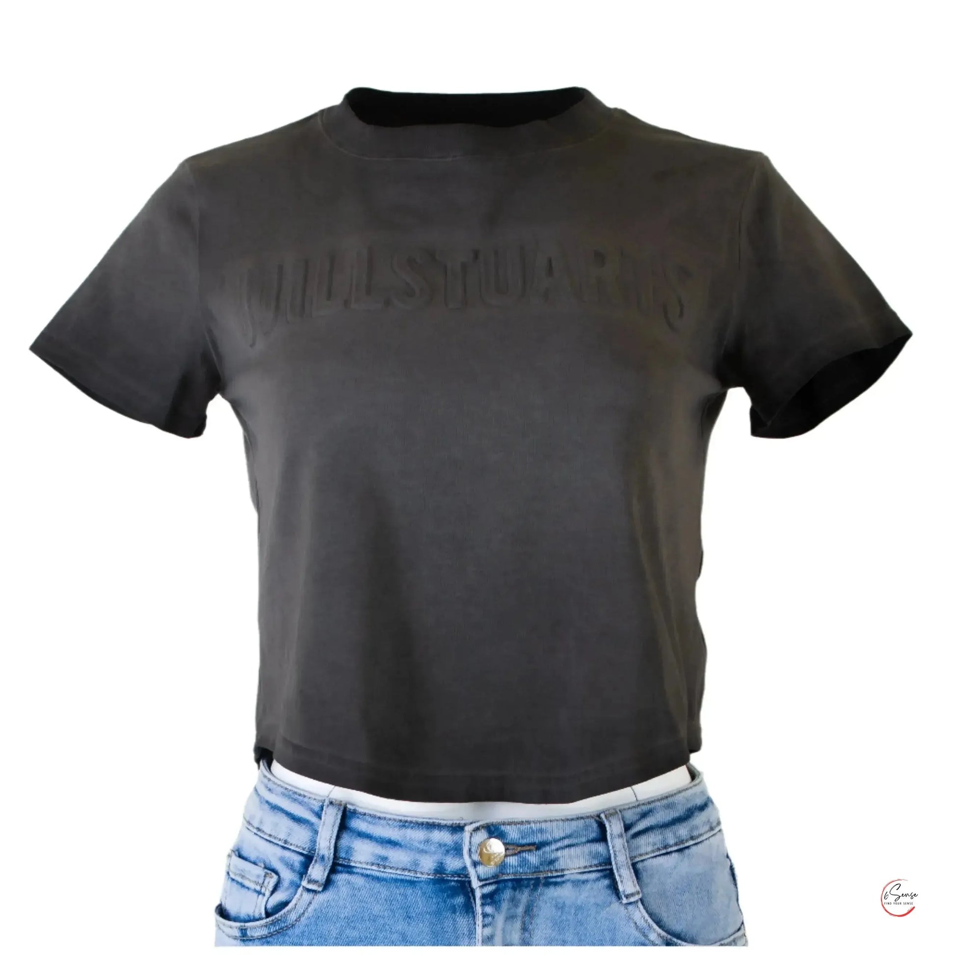 Тениска JILL STUARTS – Стилна и модерна визия в класическо черно 🖤