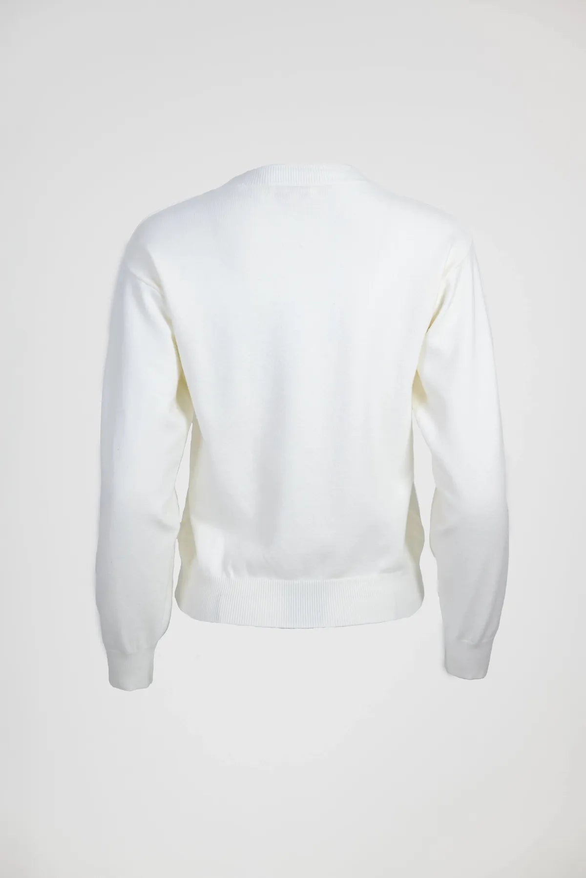 Дамски бял плетен пуловер с апликация мечок - Urban Bear-пуловери-6Sense