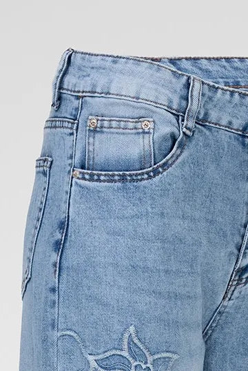 Дамски дънки с рязана бродерия - Floral Cutwork-дънки-6Sense