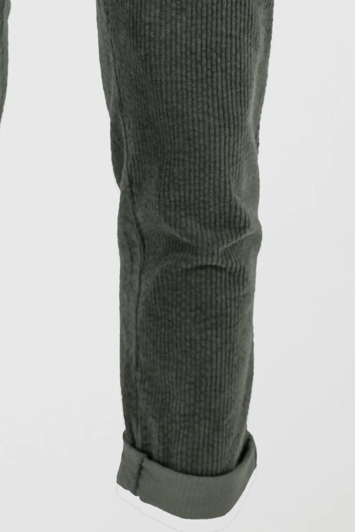 Дамски джинси Forest Cord – горско зелен кадифен комфорт-джинси-6Sense