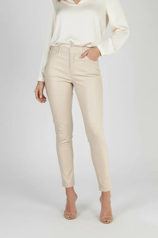 Дамски еластичен панталон в екрю с права линия – Sahara-панталони-6Sense