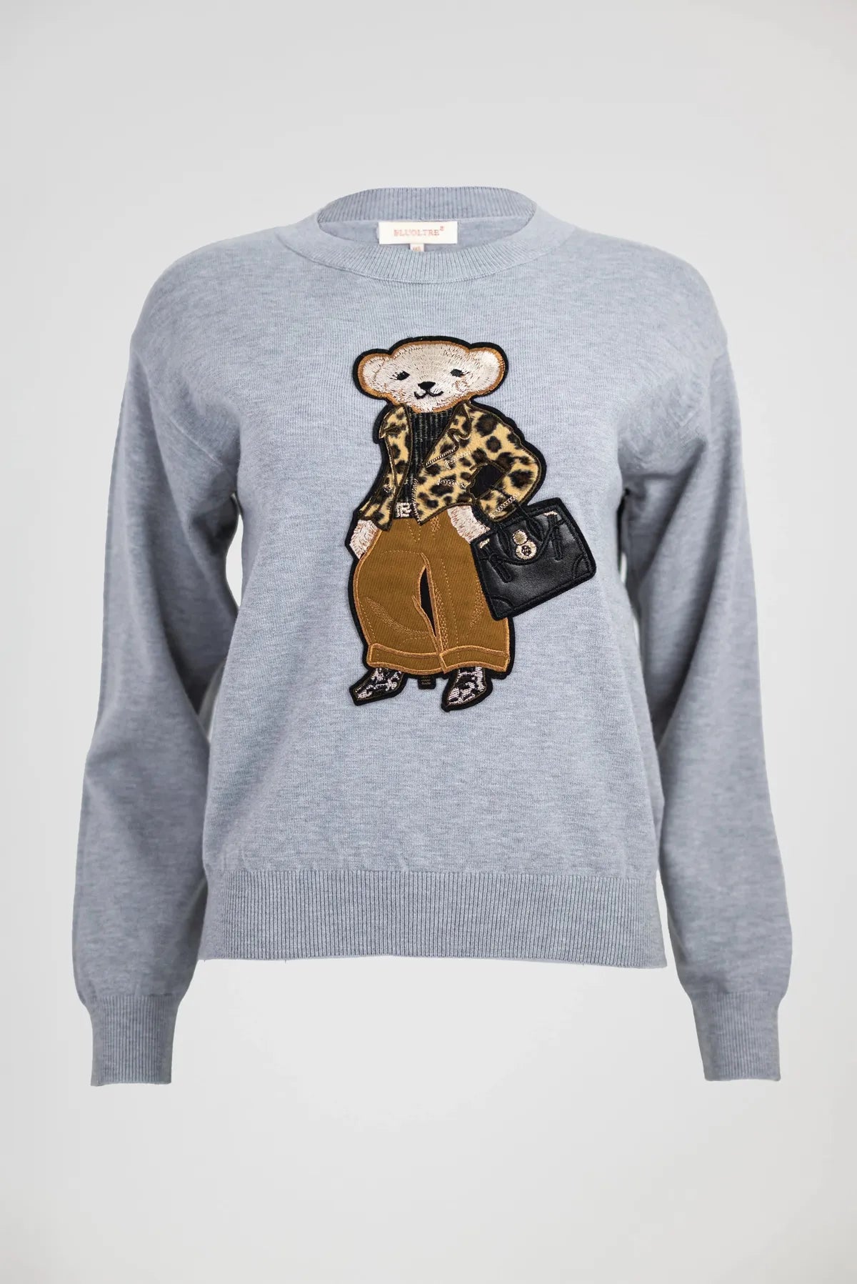 Дамски фино плетен пуловер с апликация мечок - Silver Bear-6Sense