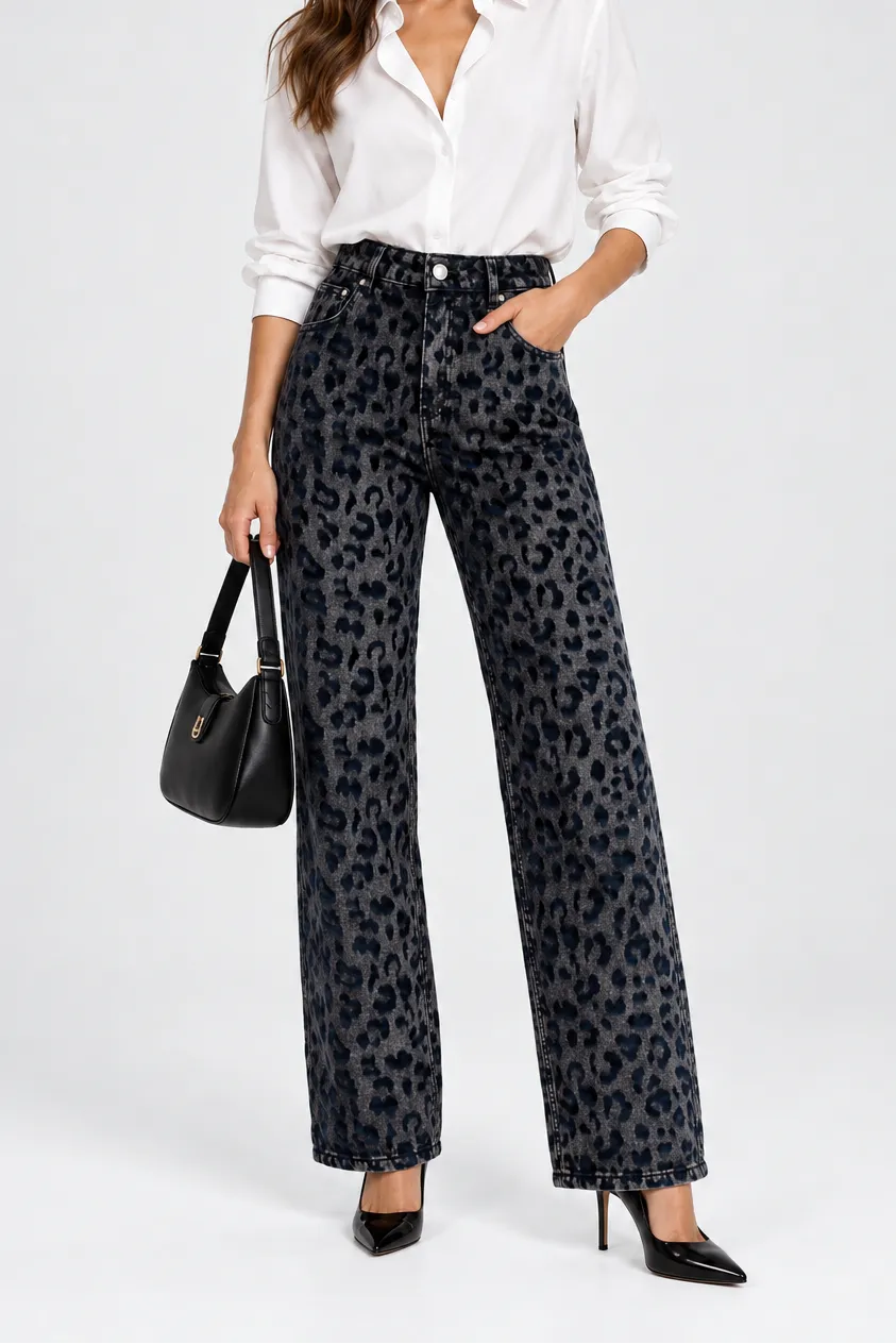 Дамски графитени дънки с релефен леопардов принт – Velvet Leopard Denim-дънки-6Sense