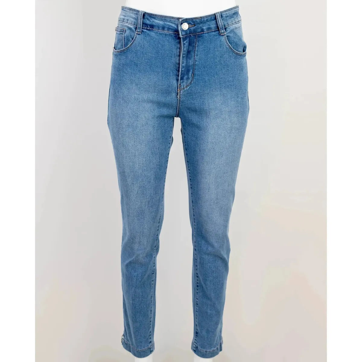 Дънки с висока талия – перфектен баланс между комфорт и стил 6Sense