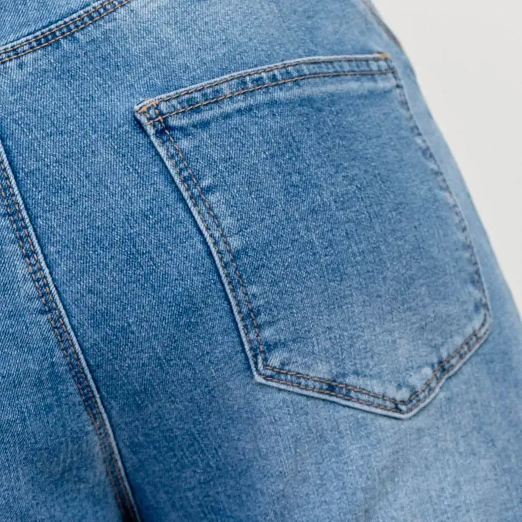 Дънки с висока талия – перфектен баланс между комфорт и стил 6Sense