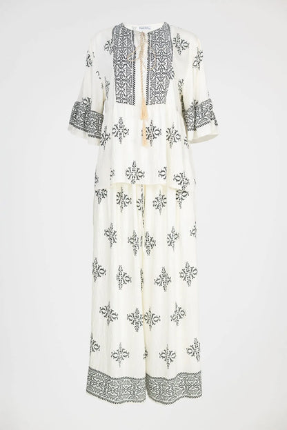 Дамски комплект блуза и панталон с бродерия – Boho Grace-комплекти-6Sense