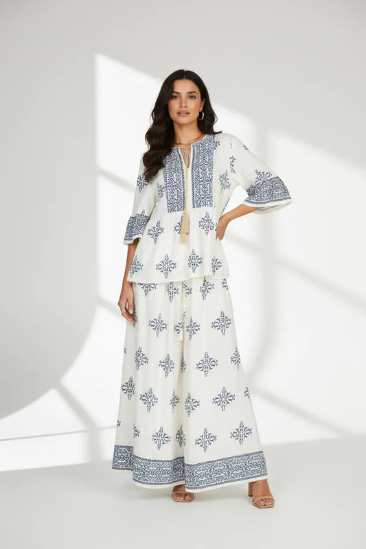 Дамски комплект блуза и панталон с бродерия в синя гама – Boho Grace-комплекти-6Sense
