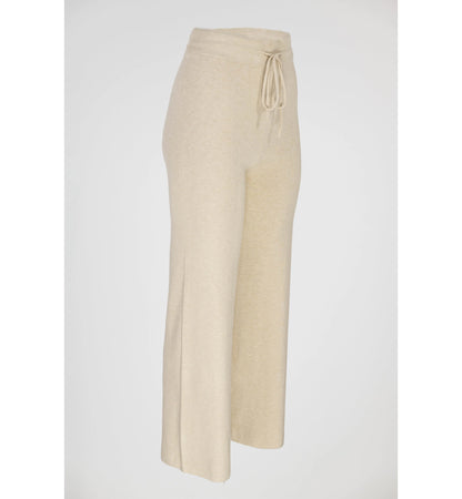 Дамски комплект от фино плетиво в нежно бежово - Layla-комплекти-6Sense