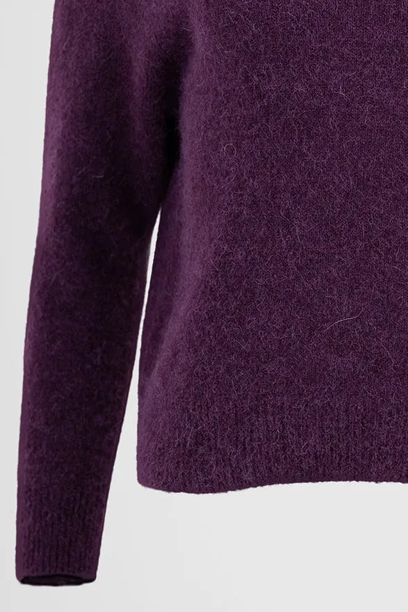 Дамски мек пуловер - алпака вълна в лилав нюанс – Purple Alpaca Soft-пуловери-6Sense