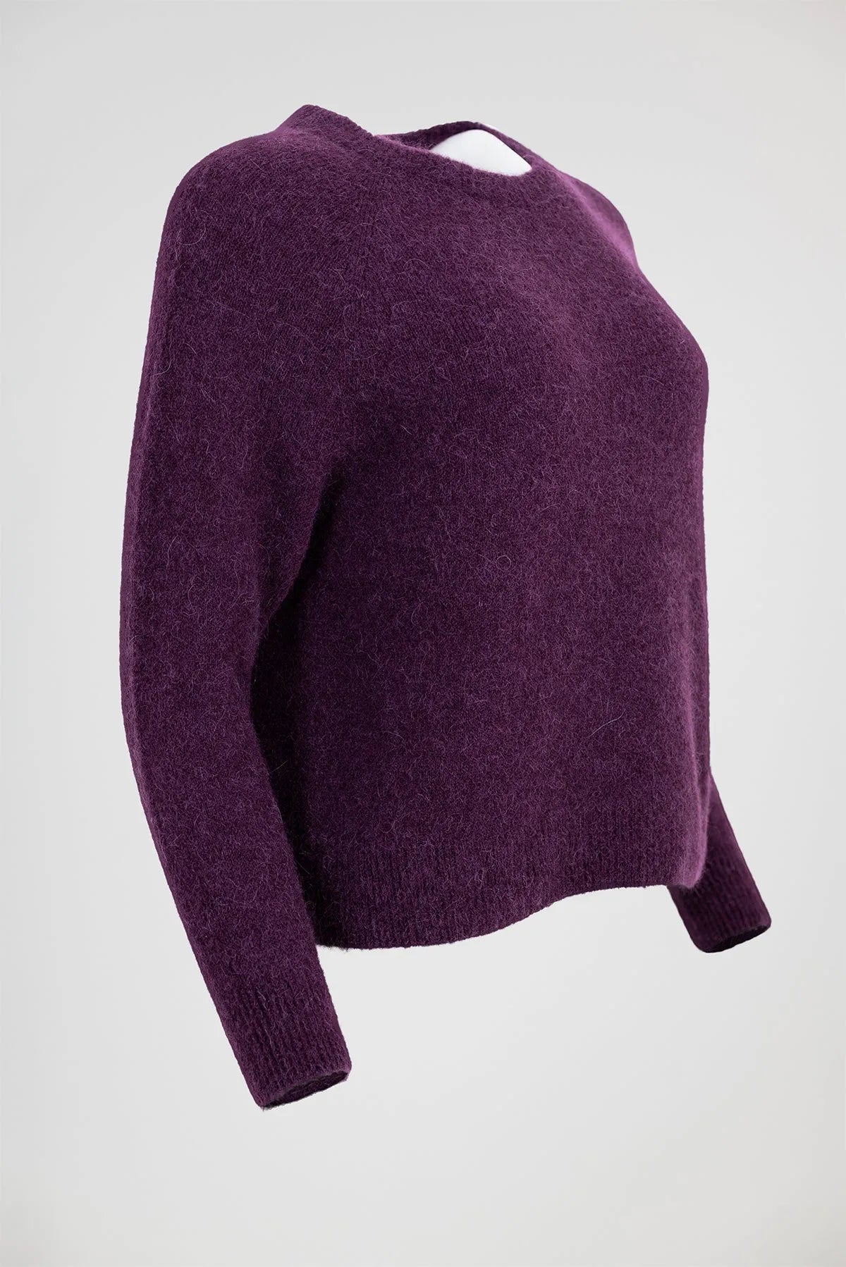 Дамски мек пуловер - алпака вълна в лилав нюанс – Purple Alpaca Soft-пуловери-6Sense