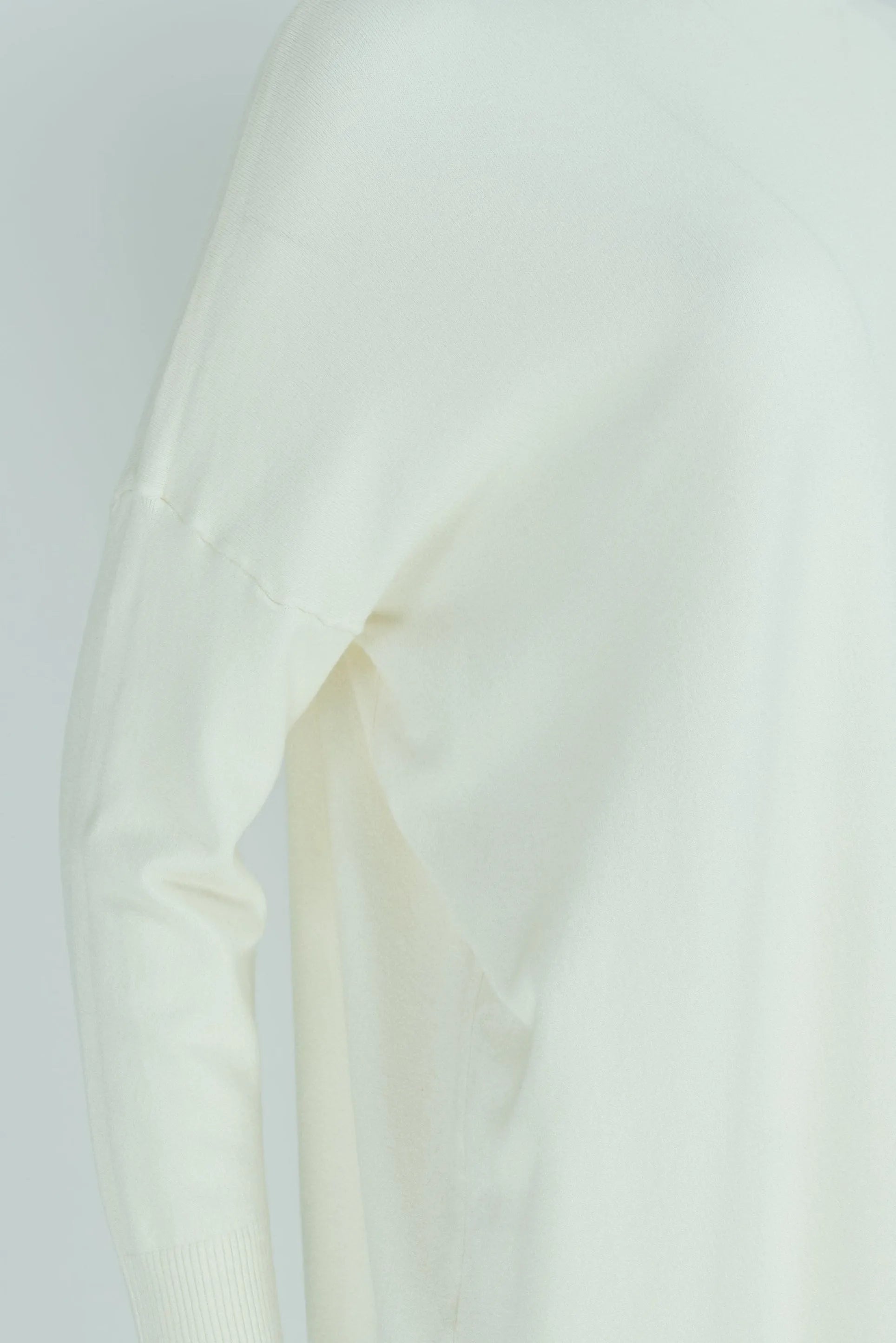 Дамски овърсайз пуловер - туника - Ecru-пуловери-6Sense