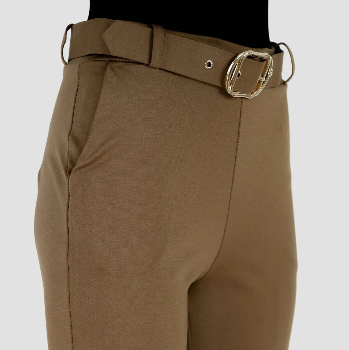 Дамски панталон с колан в цвят камел | колекция есен-зима 6Sense