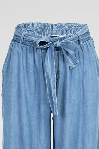 Дамски панталон с широки крачоли и висока талия – Light Denim-панталони-6Sense