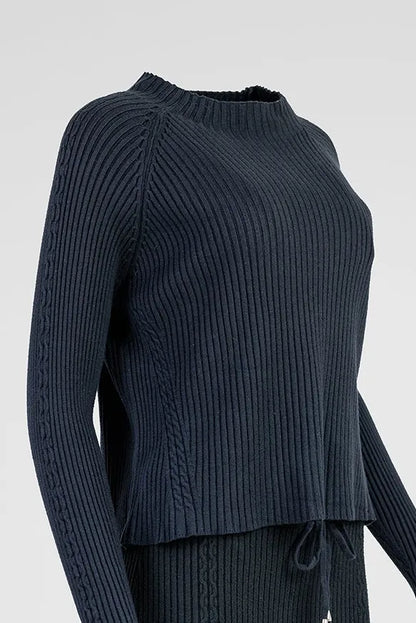 Дамски плетен комплект пола и топ в черно - Black Shine-комплекти-6Sense