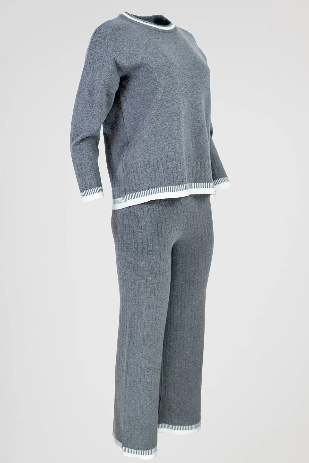 Дамски плетен рипсен комплект блуза и панталон - Sara-комплекти-6Sense