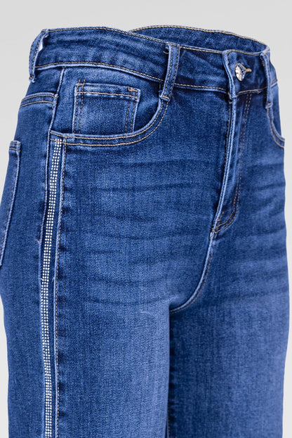 Дамски сини дънки с прав крачол и декоративна лента – Crystal Line, акцент на страничната лента.