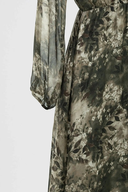 Ефирна рокля с флорален принт и панделка – Forest Whisper-рокли-6Sense