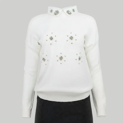 Елегантен бял пуловер с декорирана яка - Amber Frame-пуловери-6Sense