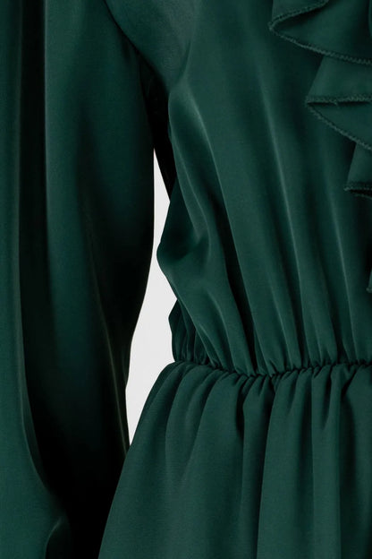 Eлегантна зелена рокля с жабо - Emerald Shine-рокли-6Sense