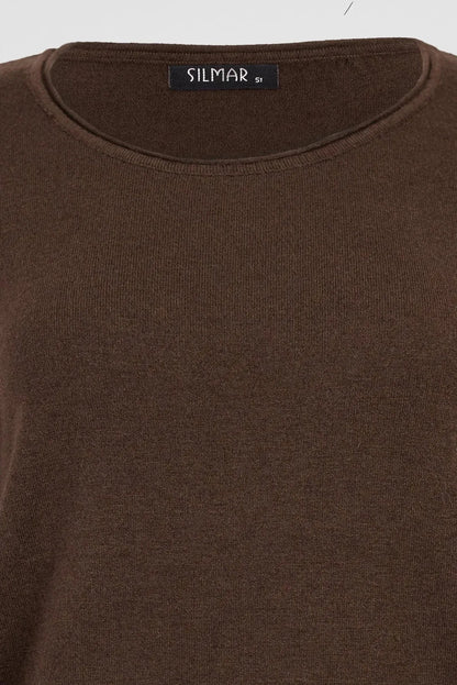 Кафяв пуловер фино плетиво с обло деколте - Essential Soft-пуловери-6Sense
