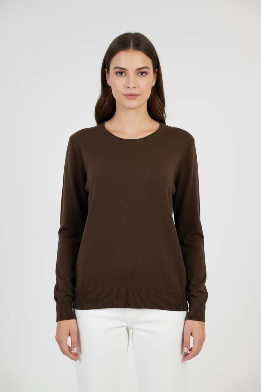 Кафяв пуловер фино плетиво с обло деколте - Essential Soft-пуловери-6Sense