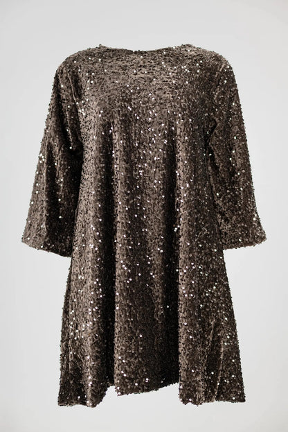 Kафява рокля с пайети и панделка на гърба - Cocoa Sparkle-рокли-6Sense