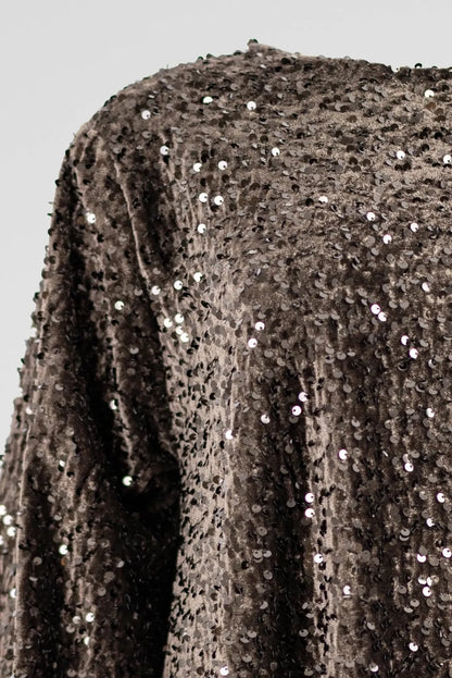 Kафява рокля с пайети и панделка на гърба - Cocoa Sparkle-рокли-6Sense