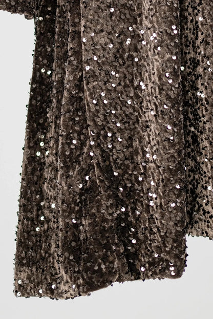 Kафява рокля с пайети и панделка на гърба - Cocoa Sparkle-рокли-6Sense