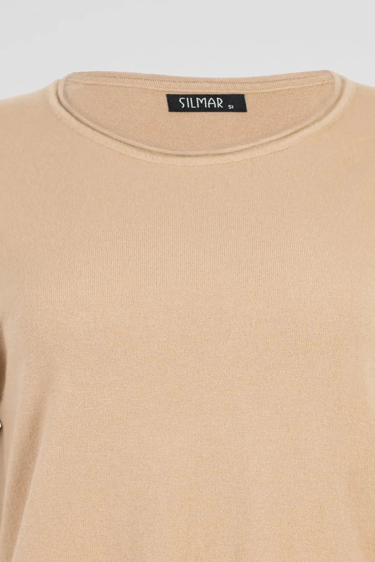 Камел пуловер фино плетиво с обло деколте - Essential Soft-пуловери-6Sense