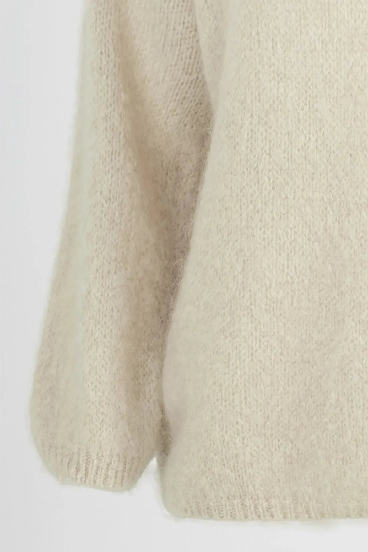 Мохер пуловер - екрю - Beige Mohair-6Sense