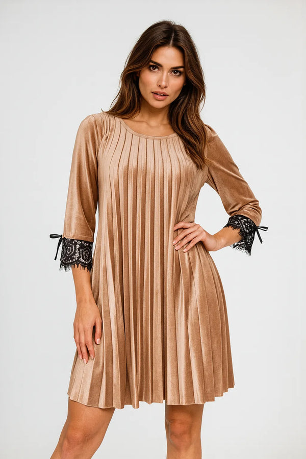 Дамска плисирана кадифена рокля с дантела – Caramel Dream-рокли-6Sense