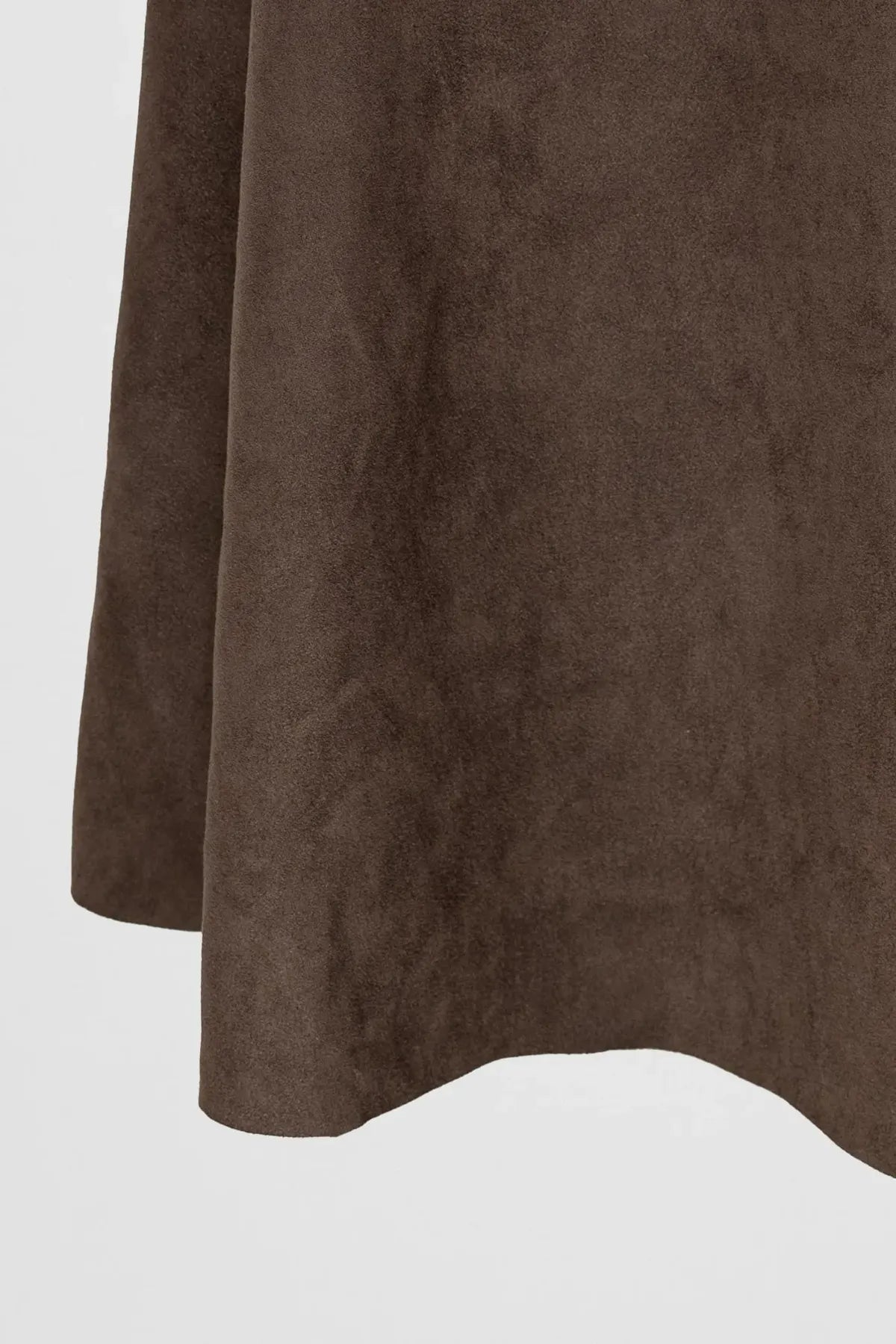 Пола с мек велурен ефект в цвят какао – Forest Moss-Поли-6Sense