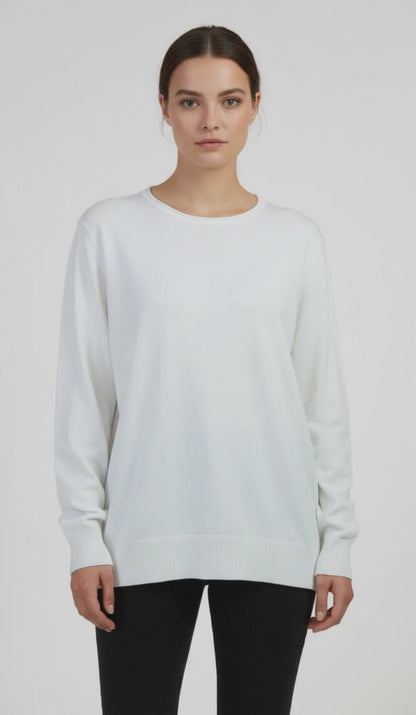 Дамски пуловер -фино плетиво  – бял - Essential Soft