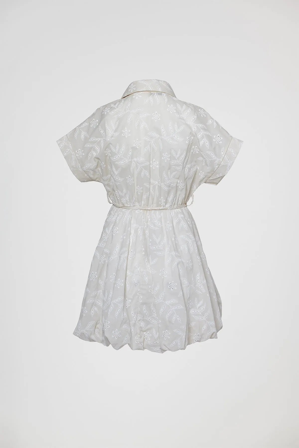 Рокля балон с рязана бродерия в екрю с колан – Ivory Lace-рокли-6Sense