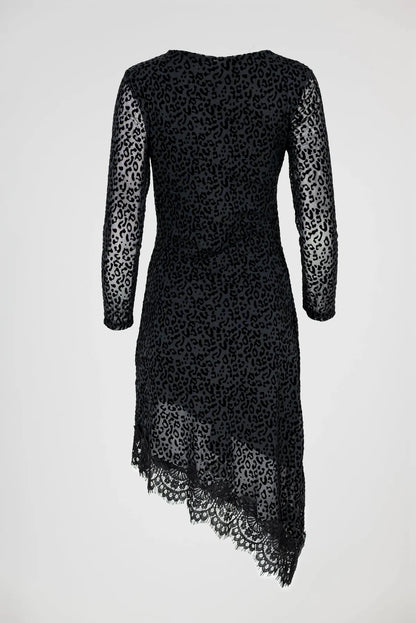 Рокля в черно леопардово кадифе с дантелeн финал - Wild Leopard Lace-рокли-6Sense