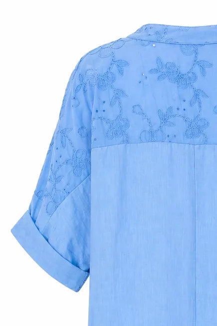 Синя ленена рокля с бродерия - Plus size – Olivia-рокли-6Sense