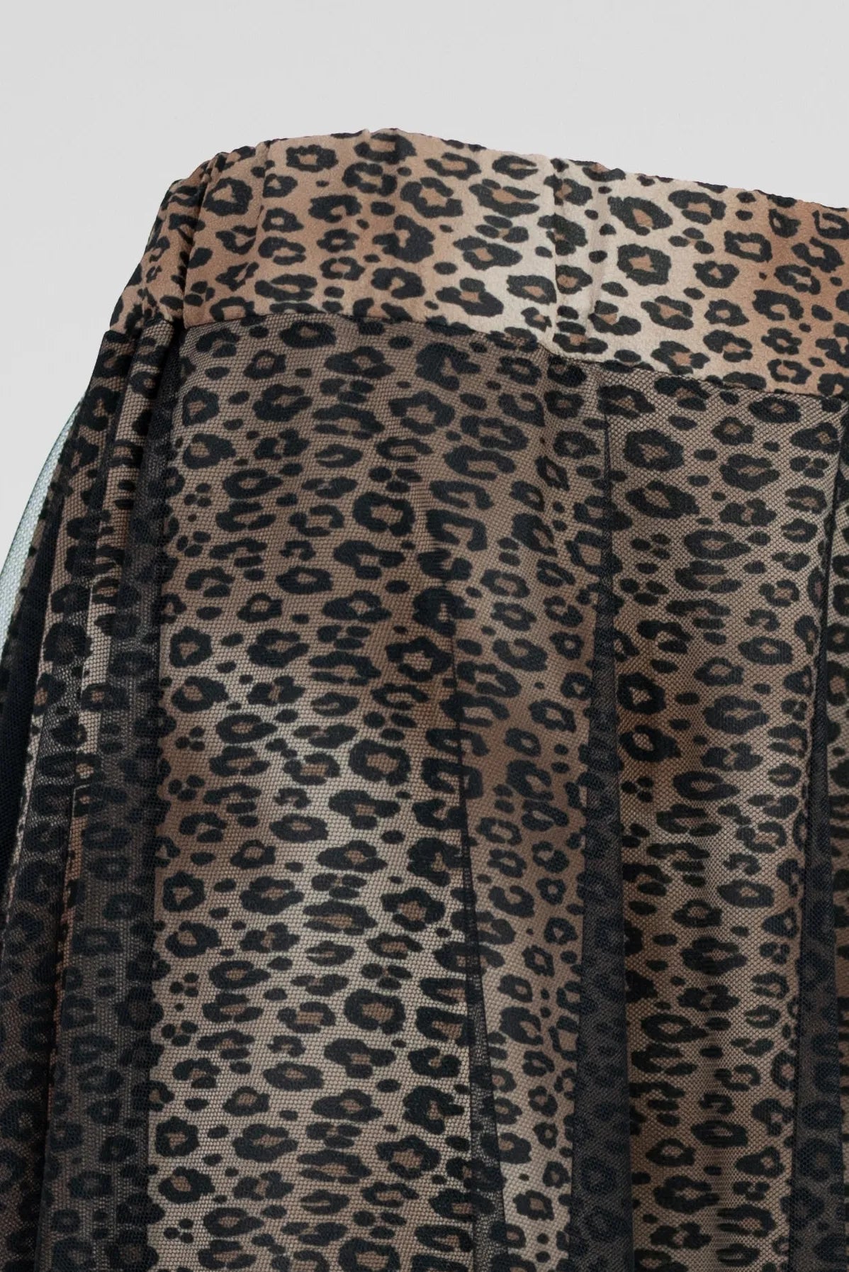 Дълга тюлена пола с леопардов принт - Wild Leopard Tulle-Поли-6Sense